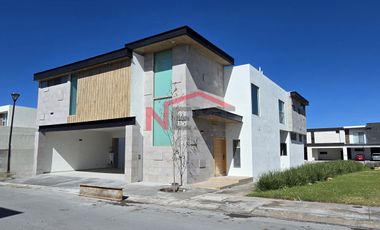 CASA INTELIGENTE EN HABITA II, EN ESQUINA JUNTO A AREA VERDE