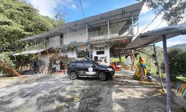 FINCA EN VENTA VIA NEIRA