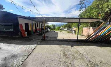 FINCA EN VENTA VIA NEIRA