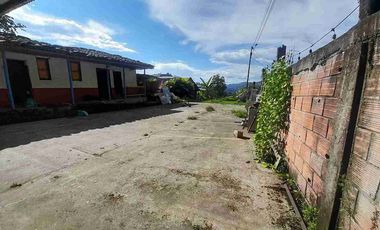 FINCA EN VENTA VIA NEIRA