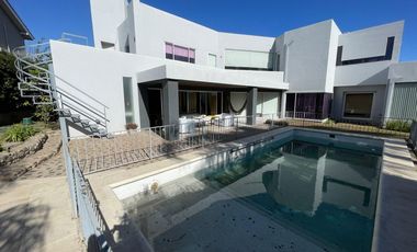 Casa a la venta en Country Barrancas
