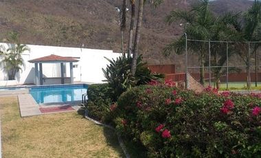 Casa en venta en fraccionamiento en Jiutepec, Morelos
