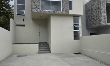 CASAS EN VENTA EN PRIVADA DEL FRACCIONAMIENTO SABINES
