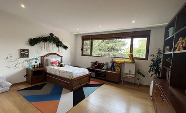 Casa moderna en venta en Club de Golf Los Encinos