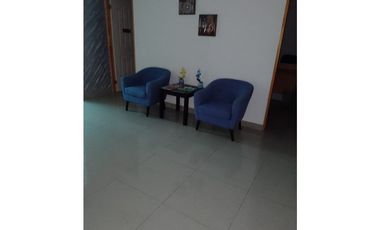 ALQUILO OFICINA EN EL CARMEN