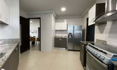 SE VENDE APARTAMENTO EN PH COUNTRY CLUB COSTA DEL ESTE