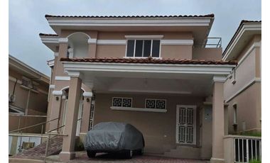 SE ALQUILA O SE VENDE CASA EN CONDADO DEL REY