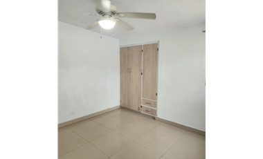 PUEBLO NUEVO / HATO PINTADO / 250 M2 / TERRAZA / BARRIADA LOS HARINOS