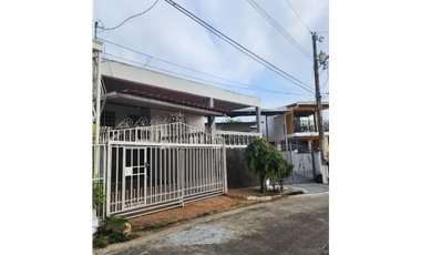 PUEBLO NUEVO / HATO PINTADO / 250 M2 / TERRAZA / BARRIADA LOS HARINOS