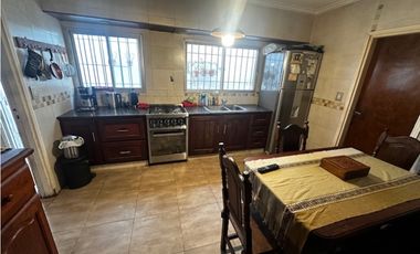 Chalet 3 ambientes en Venta - La Perla