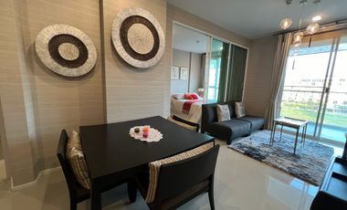 2 bed room with stunning view