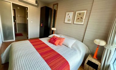 2 bed room with stunning view