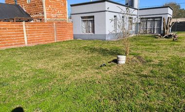 VENTA CASA EN TORRES, LUJAN PROVINCIA DE BS AS
