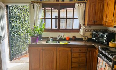 HERMOSO DUPLEX MUY LUMINOSO EN QUILMES OESTE