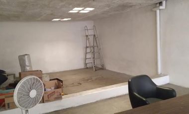 AMPLIO LOCAL COMERCIAL EN RENTA 5.30M DE ALTURA.