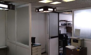 AMPLIO LOCAL COMERCIAL EN RENTA 5.30M DE ALTURA.