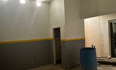 Bodega / Local en Venta – Aramberri, Centro de Monterrey, N.L.