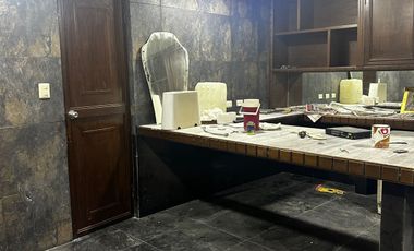 BODEGA/LOCAL EN VENTA ARAMBERRI CENTRO MTY