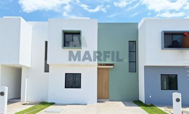 Venta de Casa con Habitación en planta baja al Norte de Villa de Álvarez Colima