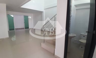 CASA EN VENTA BARRIO SAN FRANCISCO |1633