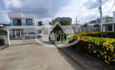 CASA EN VENTA BARRIO SAN FRANCISCO |1633