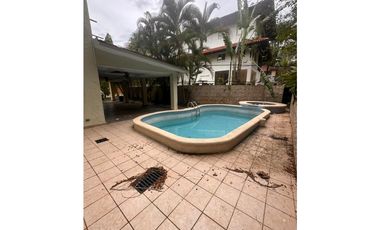 VENTA DE CASA EN ALBROOK, PRECIO NEGOCIABLE