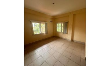 VENTA DE CASA EN ALBROOK, PRECIO NEGOCIABLE
