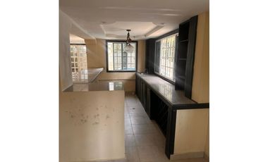 VENTA DE CASA EN ALBROOK, PRECIO NEGOCIABLE