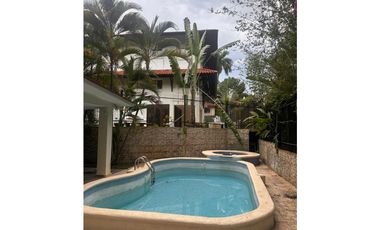 VENTA DE CASA EN ALBROOK, PRECIO NEGOCIABLE