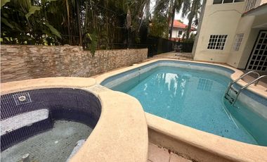 VENTA DE CASA EN ALBROOK, PRECIO NEGOCIABLE