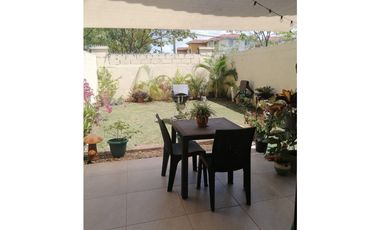 VENTA DE HERMOSA CASA DUPLEX EN PASEO DE CANTABRIA