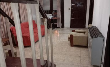 CASA DE 4 AMBIENTES EN  BOSQUE ALEGRE - LOS CEDROS 8668