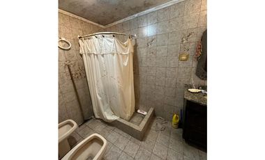 CASA DE 4 AMBIENTES EN  BOSQUE ALEGRE - LOS CEDROS 8668