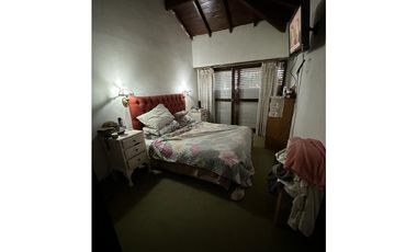 CASA DE 4 AMBIENTES EN  BOSQUE ALEGRE - LOS CEDROS 8668