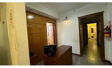 VENDE OFICINA SAN MARTIN Y ESPEJO