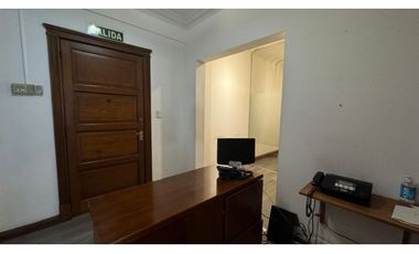 VENDE OFICINA SAN MARTIN Y ESPEJO