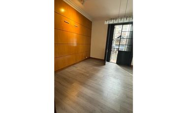 VENDE OFICINA SAN MARTIN Y ESPEJO