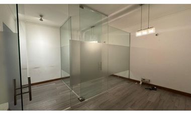 VENDE OFICINA SAN MARTIN Y ESPEJO