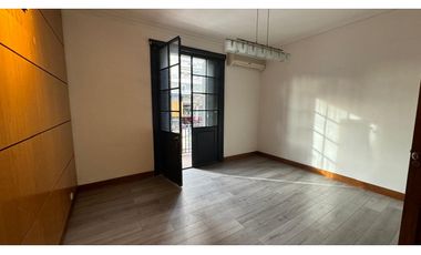 VENDE OFICINA SAN MARTIN Y ESPEJO
