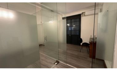 VENDE OFICINA SAN MARTIN Y ESPEJO