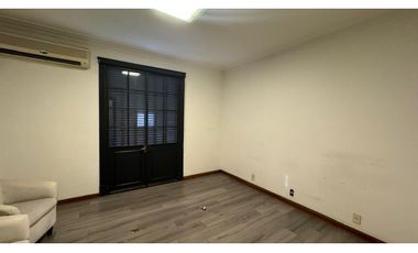 VENDE OFICINA SAN MARTIN Y ESPEJO