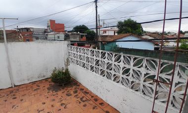 VENTA PH 3 Amb Cochera Terraza Parrilla Bernal