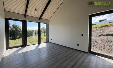 Casa en Venta en Playa Niklischek, casa nueva en lindo loteo, buenas terminaciones
