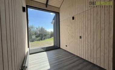 Casa en Venta en Playa Niklischek, casa nueva en lindo loteo, buenas terminaciones