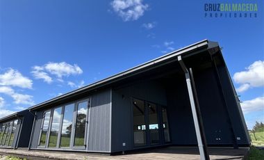 Casa en Venta en Playa Niklischek, casa nueva en lindo loteo, buenas terminaciones