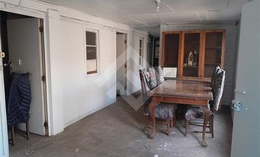 Casa en Venta en Av Ossa / Canal de Corintio