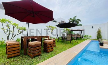 Venta Casa con Piscina en Isla Mocolí, Samborondón