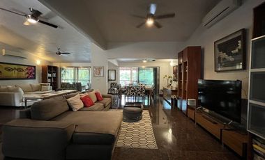 Casa en Venta y Renta en Zona Hotelera