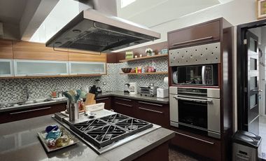 Casa en Venta y Renta en Zona Hotelera