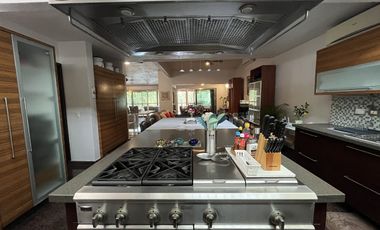 Casa en Venta y Renta en Zona Hotelera